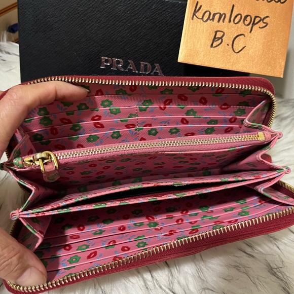 Zippy Long Wallet - Picture 7 of 7